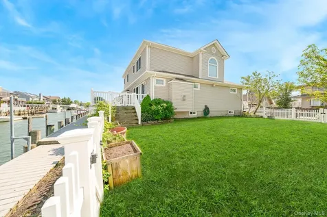 2683 Peconic Avenue Seaford NY 11783