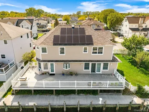 2683 Peconic Avenue Seaford NY 11783