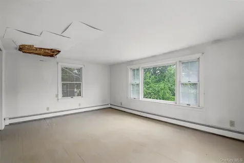 416 Rushmore Avenue Mamaroneck NY 10543