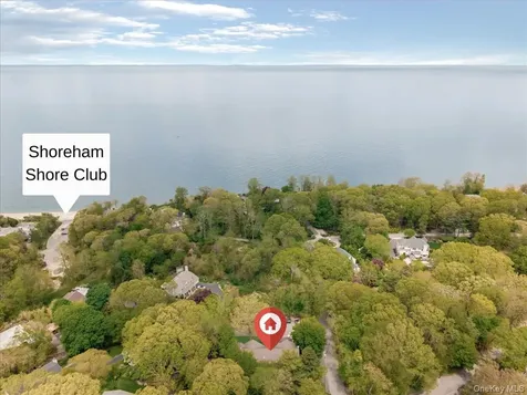 2 Seaview Ledge Shoreham NY 11786