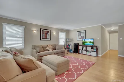 32 Strathmore Village Drive South Setauket NY 11720