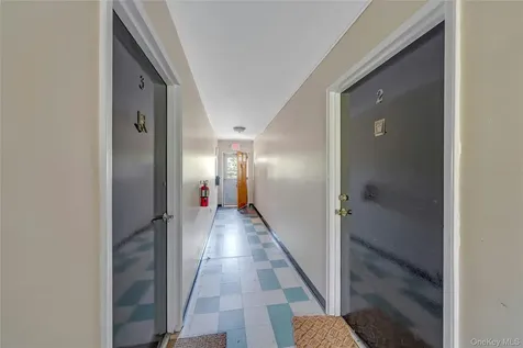 161 S Pearl Street Pearl River NY 10965