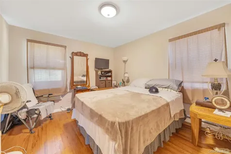 161 S Pearl Street Pearl River NY 10965