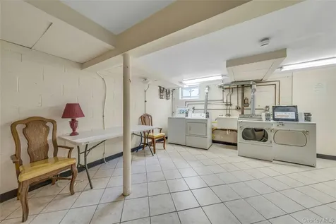 161 S Pearl Street Pearl River NY 10965