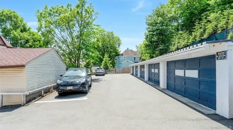 161 S Pearl Street Pearl River NY 10965