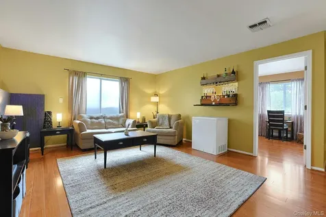 12 Louis Donato Drive Garnerville NY 10923