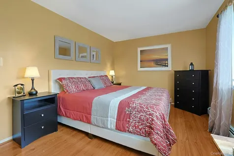 12 Louis Donato Drive Garnerville NY 10923