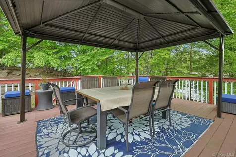 12 Louis Donato Drive Garnerville NY 10923