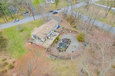 6 Strawberry Hill Lane West Nyack NY 10994