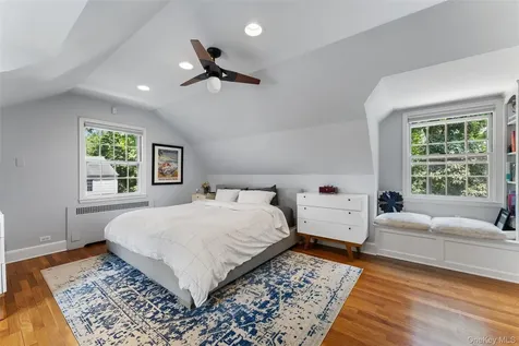202 Rock Creek Lane Scarsdale NY 10583