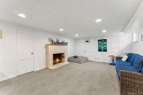202 Rock Creek Lane Scarsdale NY 10583