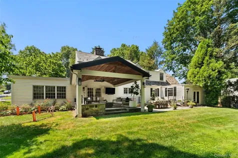 202 Rock Creek Lane Scarsdale NY 10583