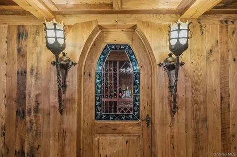 1 Applewood Estate Upper Brookville NY 11545