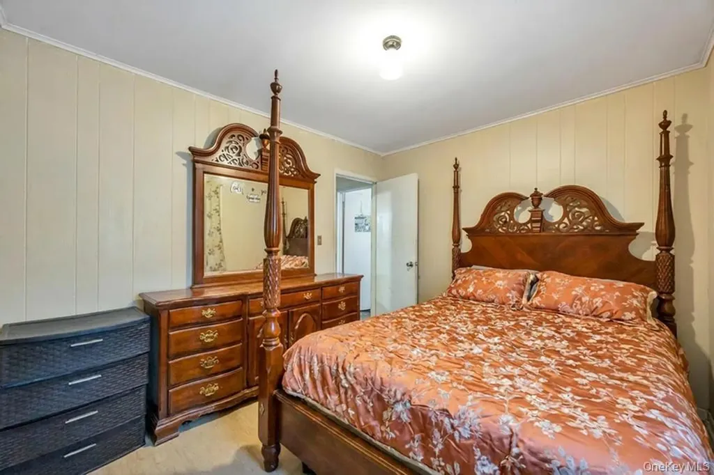 431 Argyle Road East Meadow NY 11554