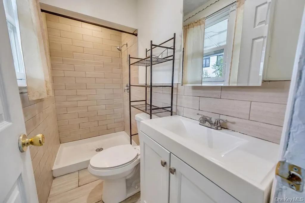 431 Argyle Road East Meadow NY 11554