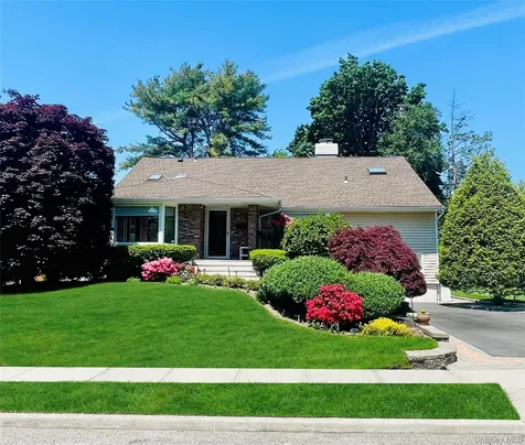53 Hightop Lane Jericho NY 11753