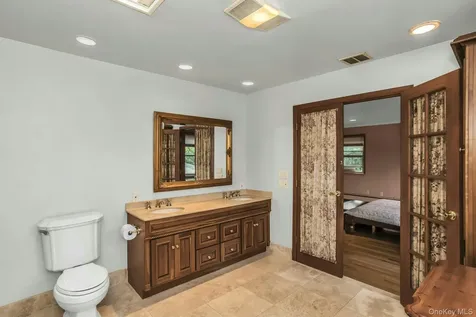 53 Hightop Lane Jericho NY 11753