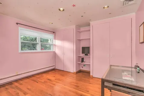 53 Hightop Lane Jericho NY 11753