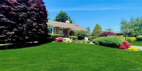 53 Hightop Lane Jericho NY 11753