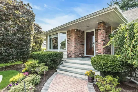 53 Hightop Lane Jericho NY 11753