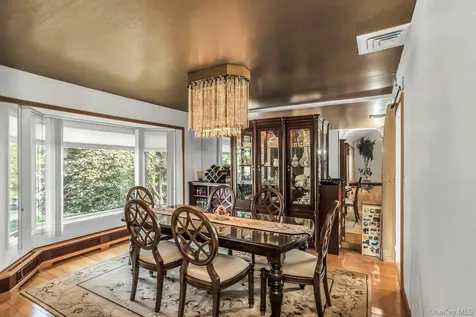 53 Hightop Lane Jericho NY 11753