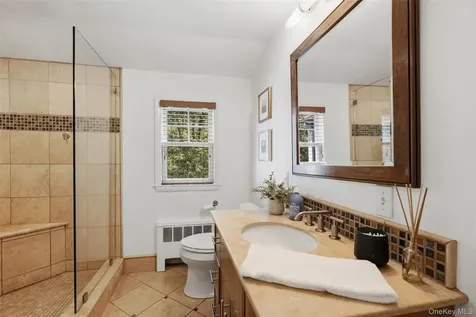 17 Woodbrook Road Pleasantville NY 10570