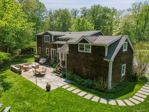 17 Woodbrook Road Pleasantville NY 10570