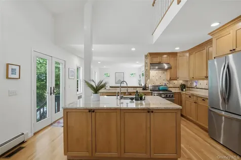17 Woodbrook Road Pleasantville NY 10570