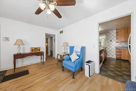 8 Cayuga Drive Peekskill NY 10566