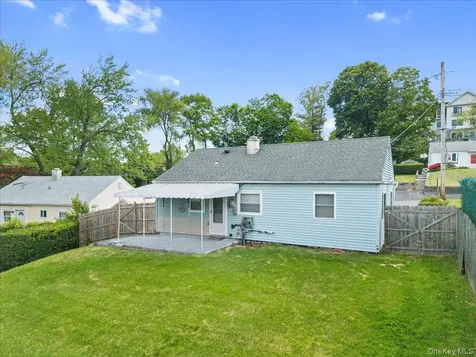 8 Cayuga Drive Peekskill NY 10566