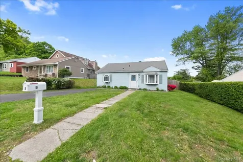 8 Cayuga Drive Peekskill NY 10566