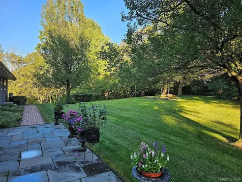 245 Salem Road Pound Ridge NY 10576