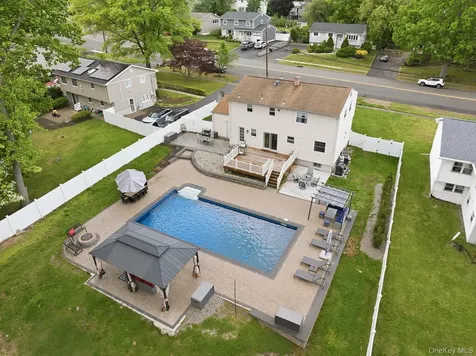50 Lester Drive Orangeburg NY 10962