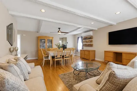 325 Glenbrook Avenue Yonkers NY 10705