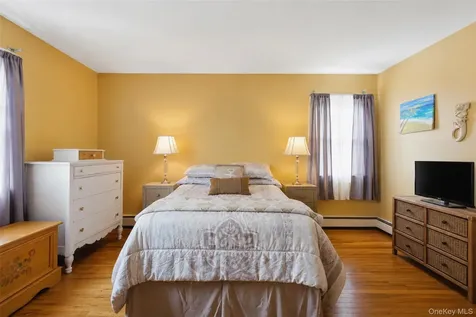 325 Glenbrook Avenue Yonkers NY 10705
