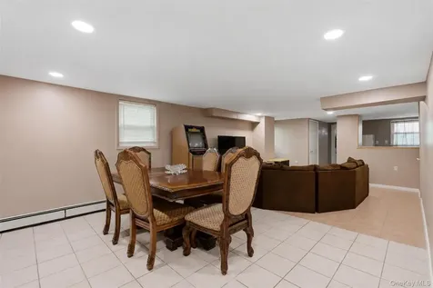 325 Glenbrook Avenue Yonkers NY 10705