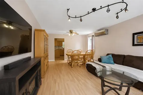 325 Glenbrook Avenue Yonkers NY 10705