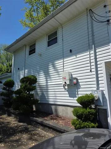 10 Meehan Lane Coram NY 11727