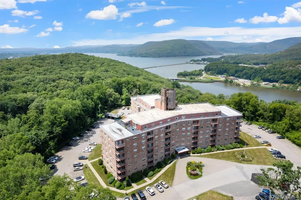 1 Lakeview Drive Peekskill NY 10566