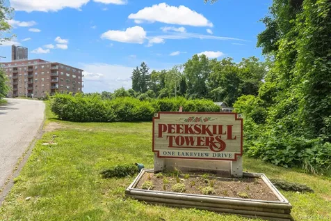 1 Lakeview Drive Peekskill NY 10566