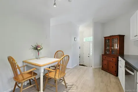 34 Village Green Bardonia NY 10954
