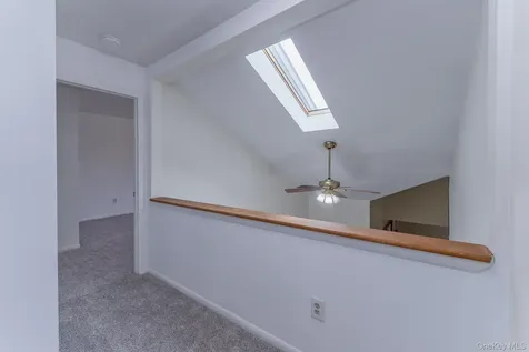 37 Rondout Harbor Port Ewen NY 12466