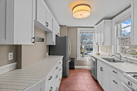 55-57 Chatsworth Avenue Larchmont NY 10538
