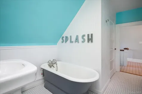 55-57 Chatsworth Avenue Larchmont NY 10538