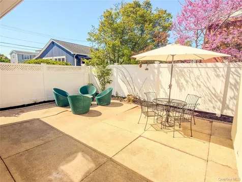 23 Garden City Avenue Point Lookout NY 11569