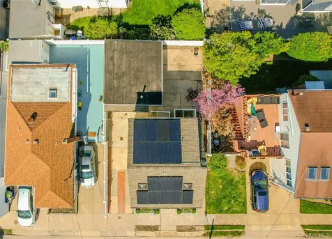 23 Garden City Avenue Point Lookout NY 11569