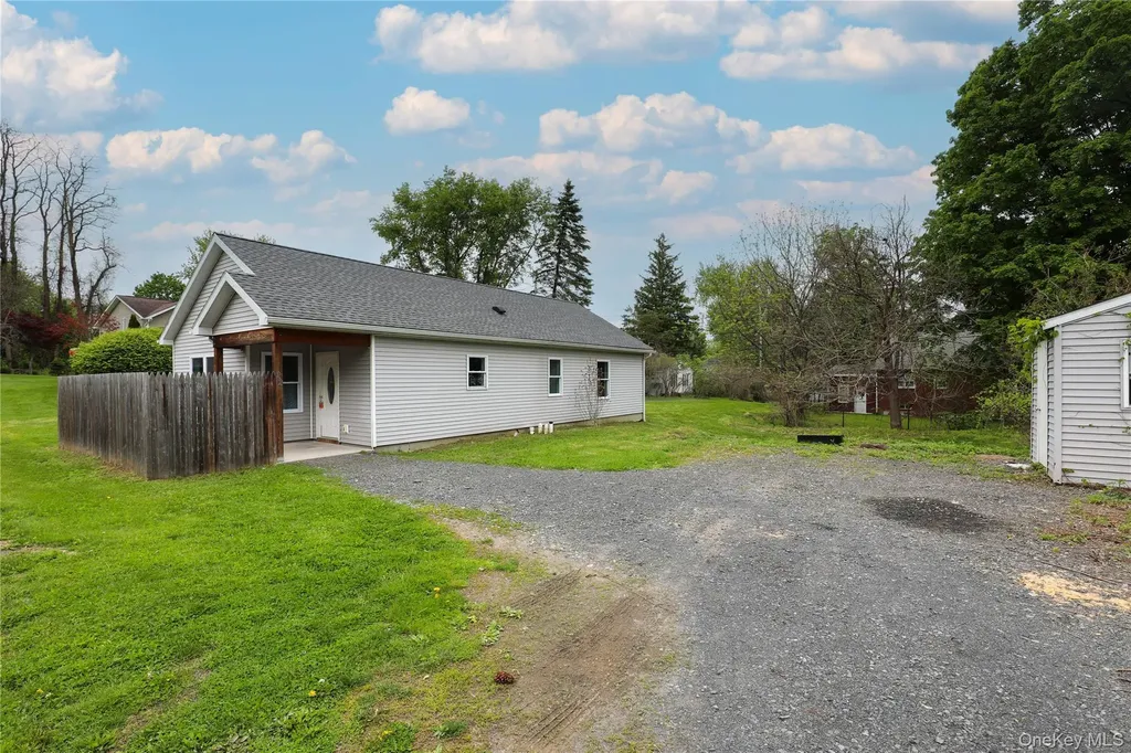 22 Apple Street Kingston NY 12401