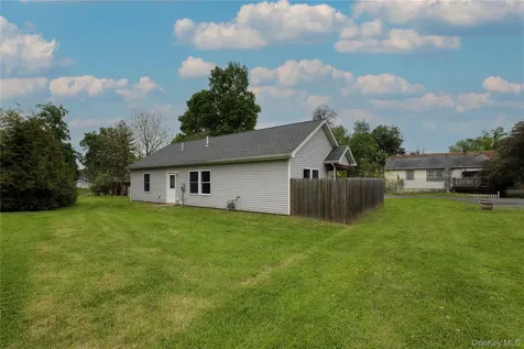 22 Apple Street Kingston NY 12401