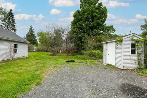 22 Apple Street Kingston NY 12401