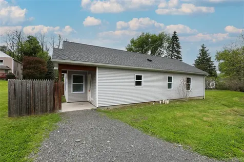 22 Apple Street Kingston NY 12401